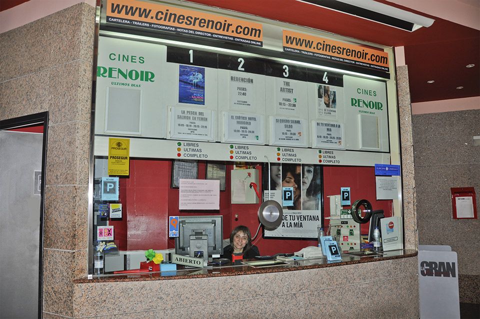 Cines Renoir Audiorama-Taquilla-Foto AtmosferaCine