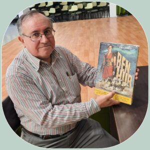 La ilusión del cine a través de los álbumes de cromos. Entrevista a Juan Carlos Ajenjo, coleccionista y cinéfilo