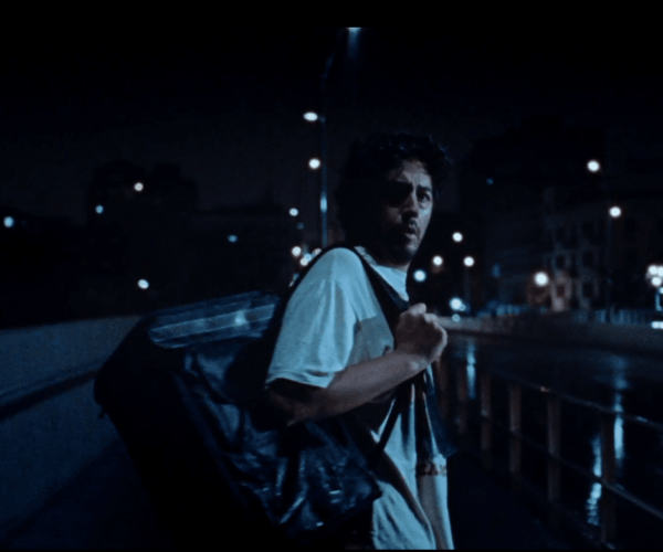 ‘En la noche caminamos solos’